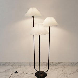Floor Lamp in Black Color Contemporary Standing Lamp with Cotton Fabric Shades for Bedroom Living Room Sofa Side Modern Interior Lighting