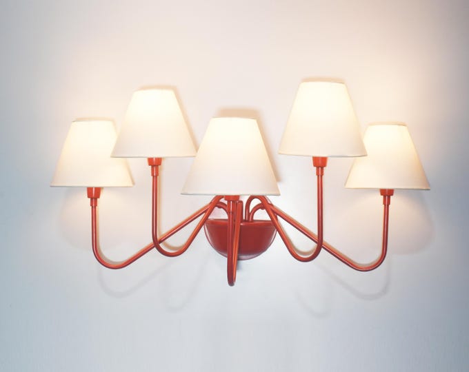 Red Splendor with Every Glow