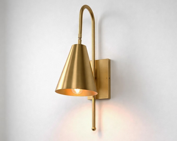 Handmade Brass Wall Sconce: Modern Industrial Lighting