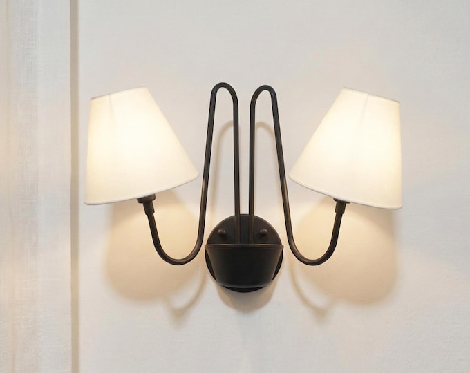 A timeless glow wrapped in Matte Black sophistication.