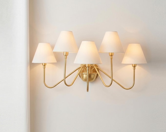 Timeless charm, endless brilliance — only in Gold Brass.