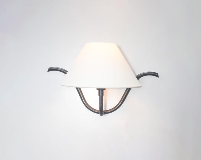 The Allure of Black Wall Lamps: A Design Perspective