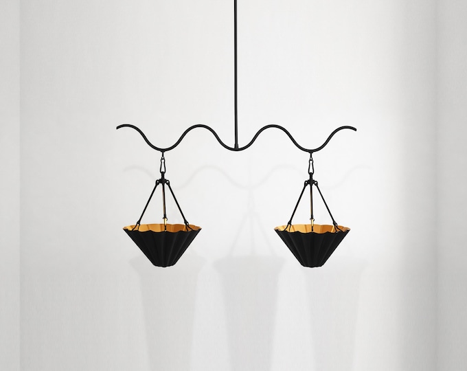 Luxury Black Gold Wavy Hanging Planter Chandelier