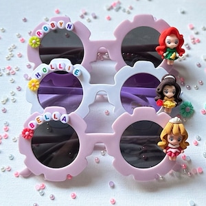 CHILDRENS PRINCESS PERSONALISED Sunglasses Belle Elsa Ariel Cinderella Snow-White Aurora Anna cute flower Sunglasses perfect gift