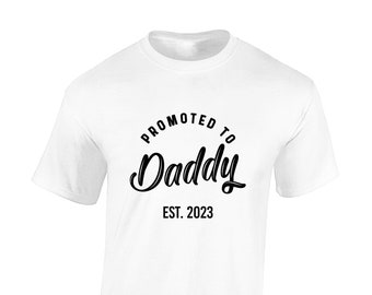Promoted to daddy 2023 mens t shirt funny novelty slogan fashion top design cool new dad father baby birthday present gift idea for him