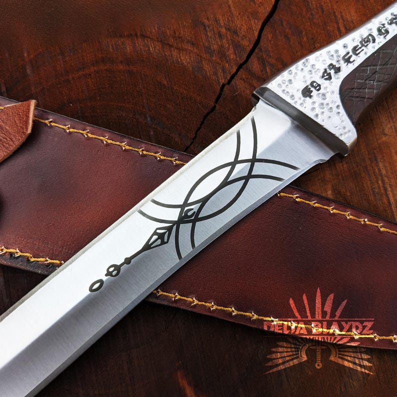 Handmade Paul Atreides Crysknife Replica: Dune Movie Carbon Steel Short Sword with Leather Sheath
Dune Knives: Movie Replica Handmade Knives | Gift for Men | Birthday Gift | Free Sheath | Movie Props | Christmas Gift | Dune 2024 Knife | Personalized Knife | Gift for Him | Anniversary Gift | Wedding Gift | Outdoor Knife | Hunting Knife | Groomsmen Gift Knife | Best Men Gift