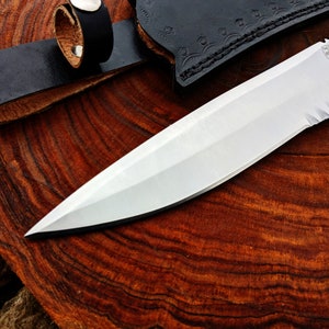 RE4 Replica Knife Custom Handmade D2 Steel Full Tang Resident Evil 4 Leon Kennedy's Knife | Game Knife | Christmas Gift| Cosplay Prop | Game Replica Knife with Free Sheath | Personalized Gift | Personalized Knife | Gift for Him | Gift for Men | Birthday Gift | Anniversary Gift | Wedding Gift | Outdoor Knife | Hunting Knife | Groomsmen Gift Knife | Best Men Gift | Collectors Knife