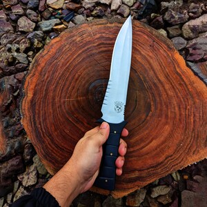 RE4 Replica Knife Custom Handmade D2 Steel Full Tang Resident Evil 4 Leon Kennedy's Knife | Game Knife | Christmas Gift| Cosplay Prop | Game Replica Knife with Free Sheath | Personalized Gift | Personalized Knife | Gift for Him | Gift for Men | Birthday Gift | Anniversary Gift | Wedding Gift | Outdoor Knife | Hunting Knife | Groomsmen Gift Knife | Best Men Gift | Collectors Knife