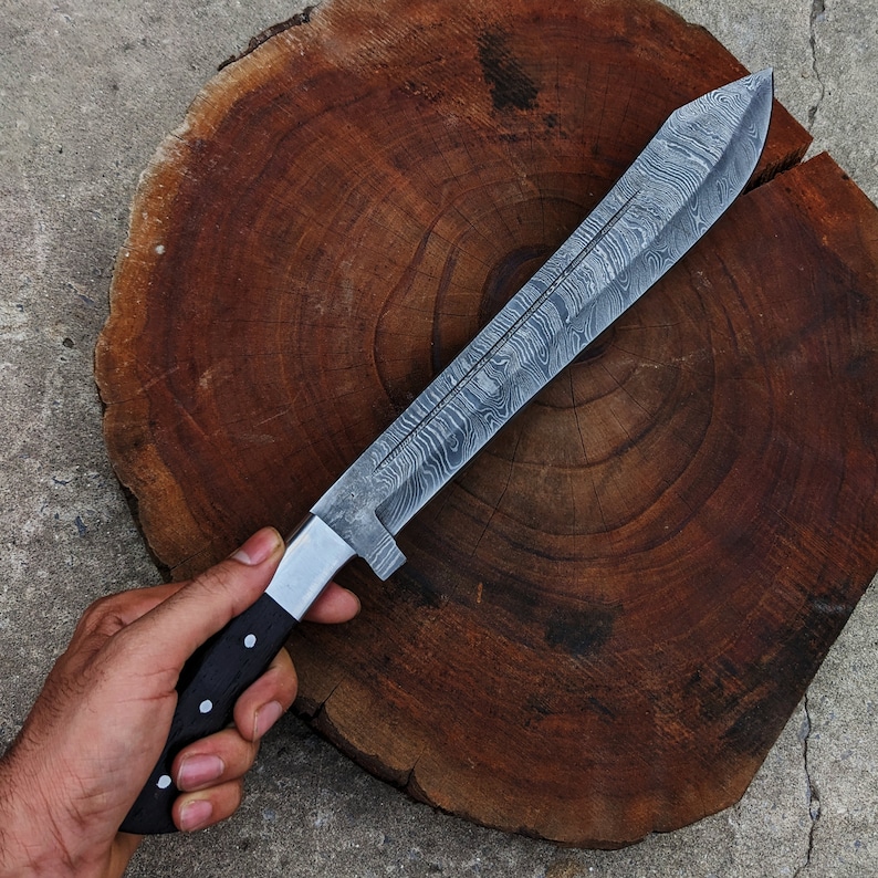 Damascus Machete: Premium Custom Handmade Damascus Steel Blade | Perfect Tool for Survival | Gift for Husband | Gift for Him | Gift for Men | Birthday Gift | Anniversary Gift | Wedding Gift | Hunting Knife | | Best Men Gift | Collectors Knife