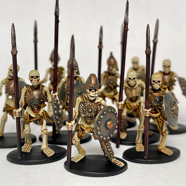 Skeleton Warriors hand-painted miniatures Army Builder / D&D DnD Pathfinder Frostgrave RPG / GoblinVillage