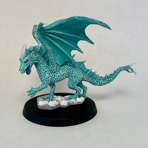 White Ice Dragon Wyrmling, Hand-Painted Miniature for Tabletop Games such as DnD, Pathfinder, Frostgrave, and RPGs