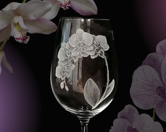 Hand Engraved Orchid Flowers Wine glass - Botanical Glass Art - Personalized Luxurious Crystal Wine Glass - Custom Unique Gift for Her