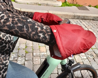 Waterproof bicycle sleeves (mountain bike type straight handlebars)