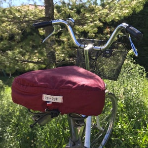 100% French waterproof bicycle saddle cover Bordeaux uni