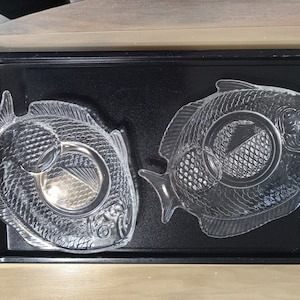 Vintage set of two 2 fish plates with for appetizers,Small fish plates for seafood, overall length of the plate is 8 &quot;