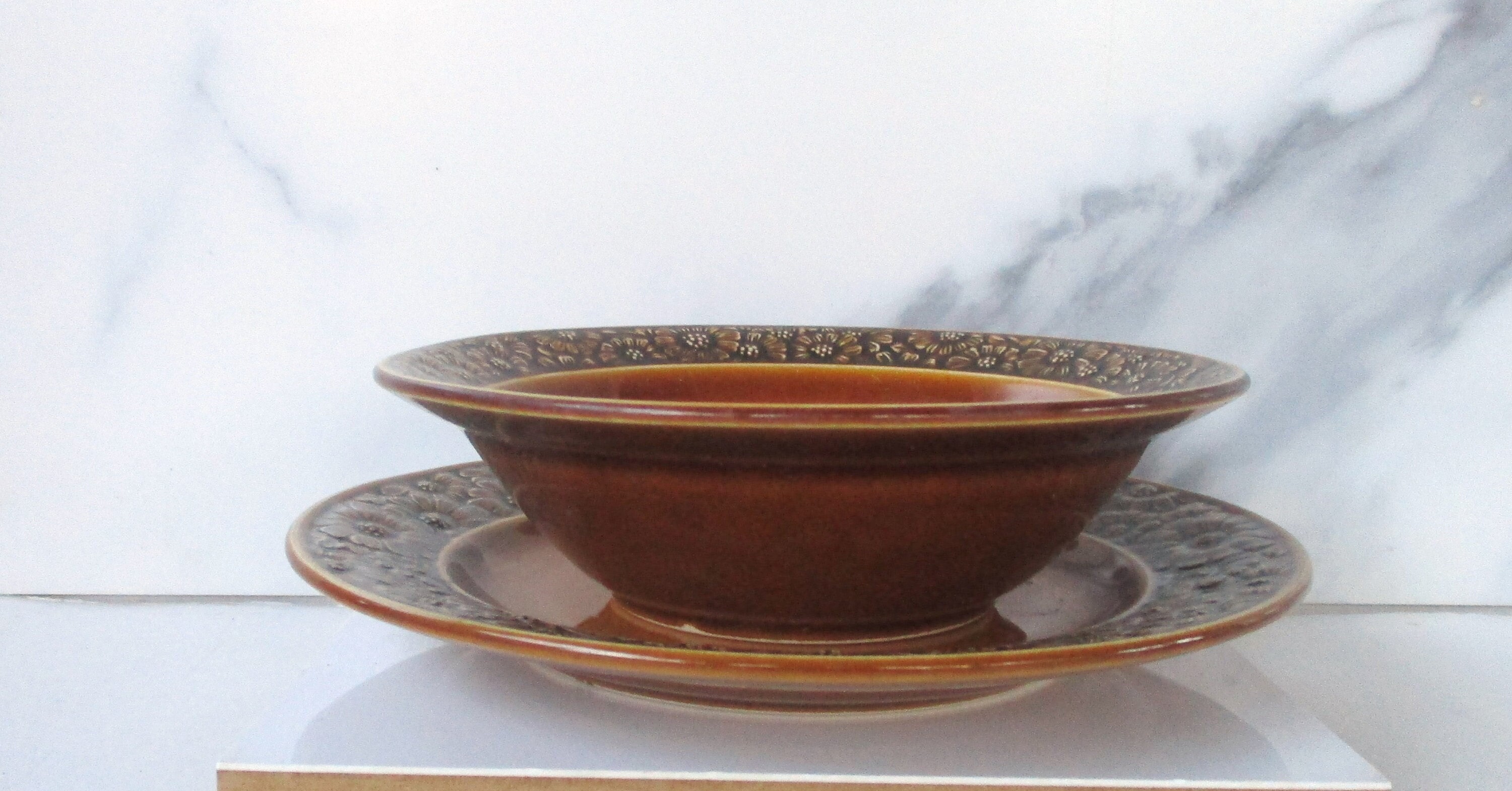 シリアルナンバー入りドナルド&デイジーのお皿 Vintage Daisy Ironstone Ceramic Bowl and Dessert Plate,hand