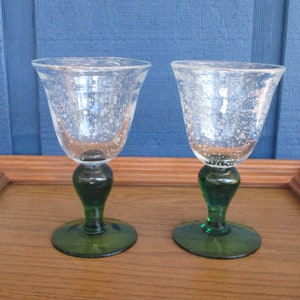 Vintage set of 2 blown glass goblets with green stems,6.25&quot; H Wine goblets,8 0z