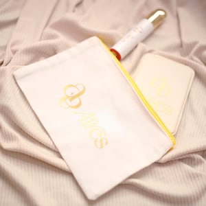 Personalisierter Reißverschlussbeutel mit Logo | Personalisierte Make-up Tasche, Federmäppchen, Geschenktasche, Kosmetiktasche für Business & Events