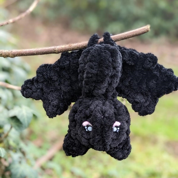 Beatrix Bat Mini Loom Knitting Pattern