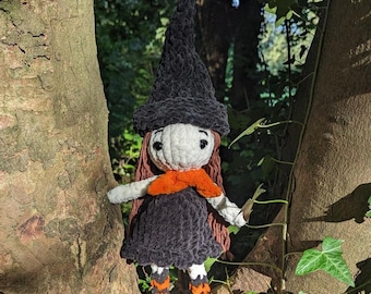 Whispher the Witch Loom Knitting Pattern
