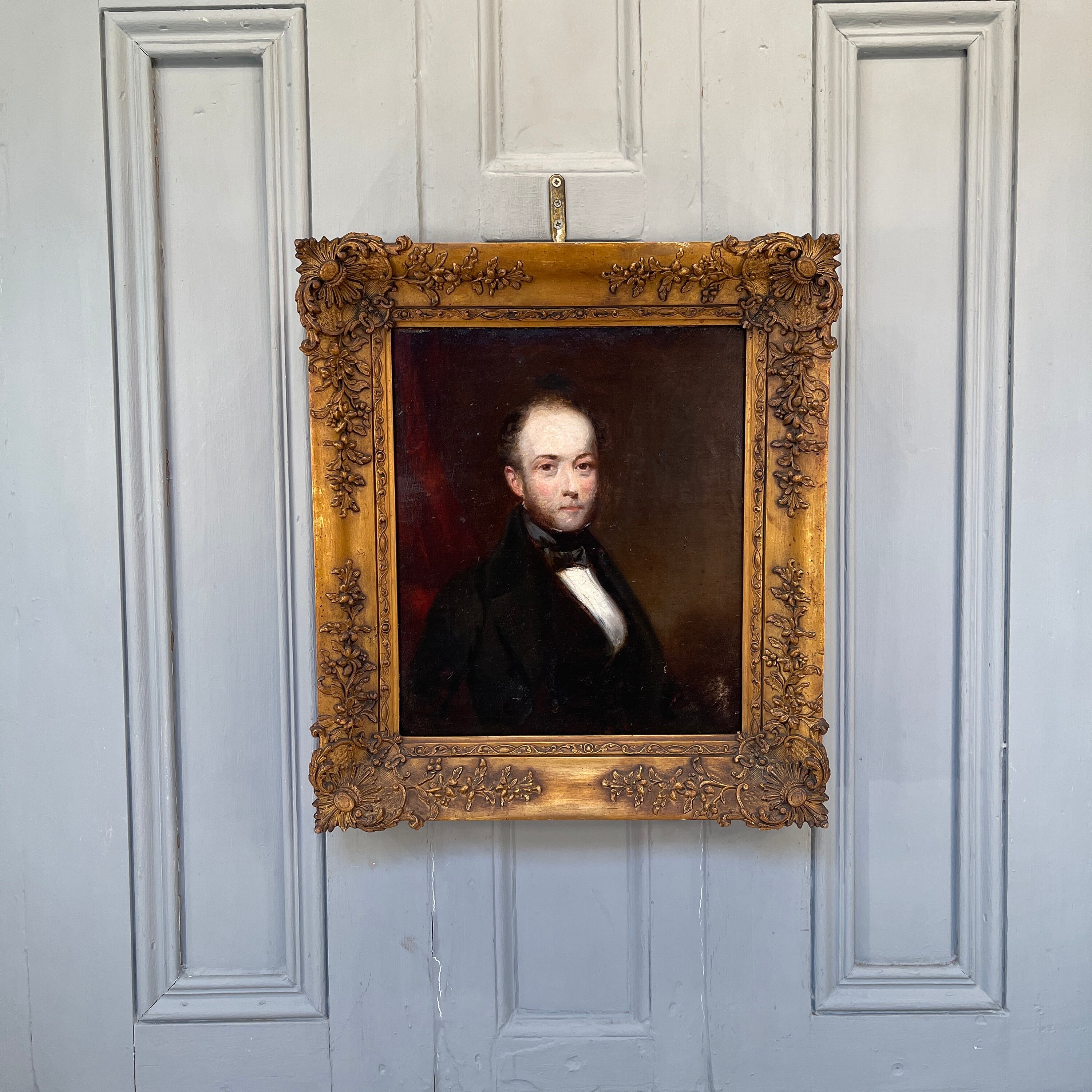 Antique Georgian early Victorian oil painting portrait of gentleman in formal attire