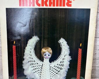 Deck the Halls with Macrame Christmas Pattern Booklet - Gaylemot PUbling, copyright 1978