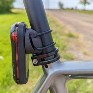 Varia™ Universal Seat-post Quarter Turn Mount