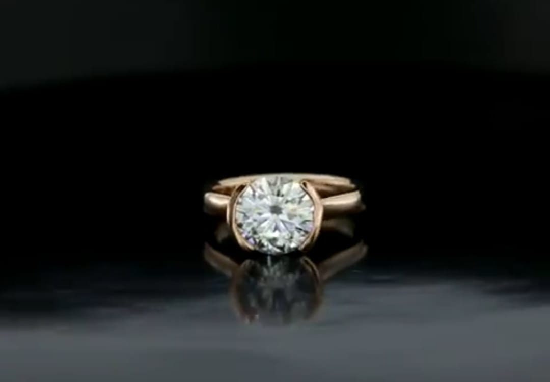 Half Bezel Setting Ice Crushed 3 CT Round Cut Moissanite Diamond Ring Wedding Ring 10K 14K 18K Solid White Yellow Rose Gold Engagement Ring