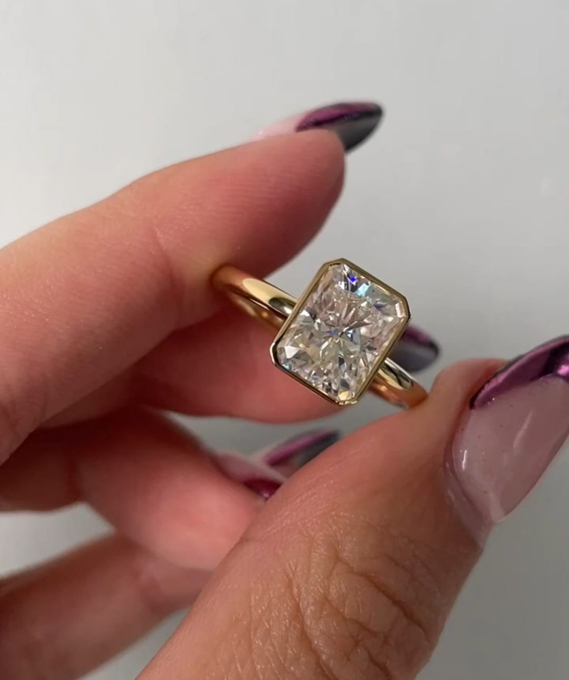 Ice Crushed 4 CT Radiant Cut Moissanite Diamond Ring Bezel Setting Ring ...