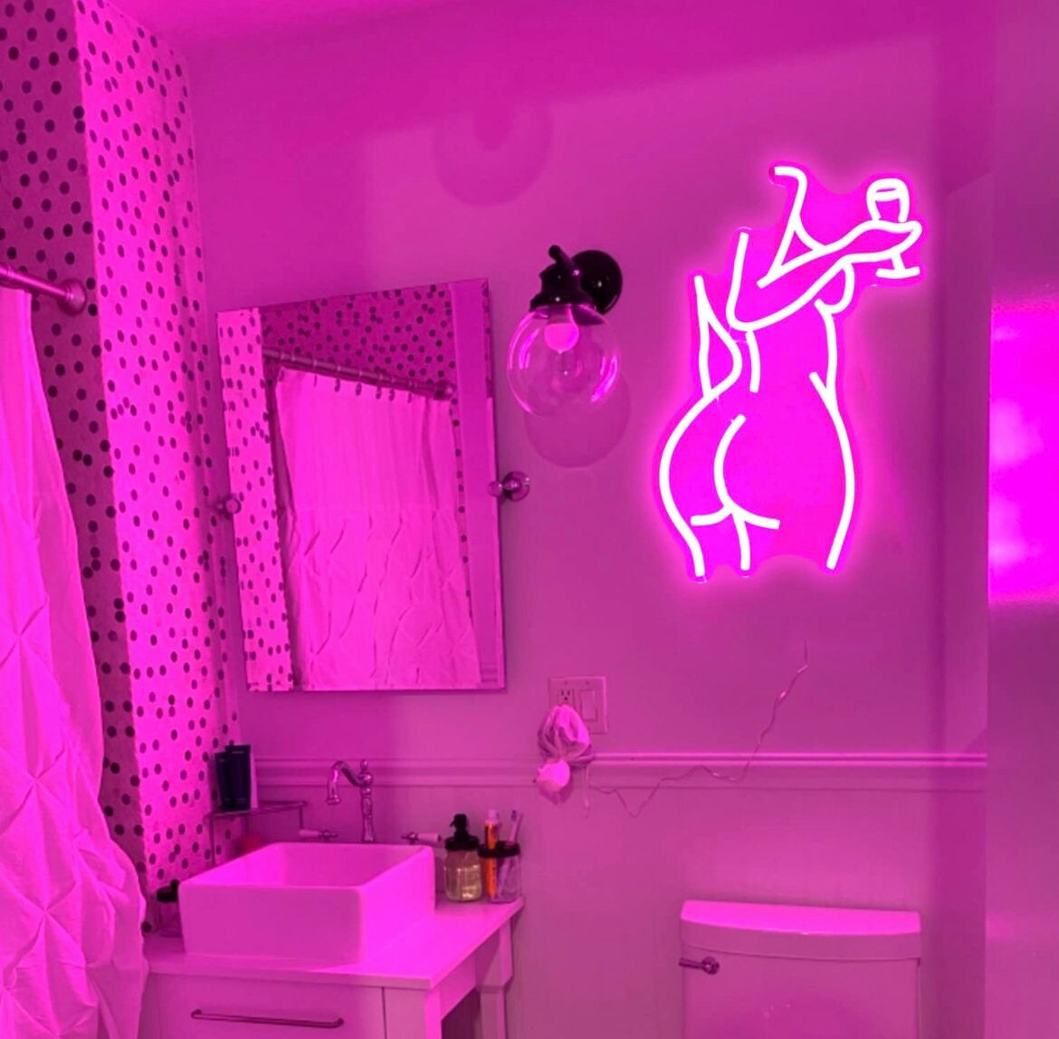 Lady's Back - Neon Sign - Etsy