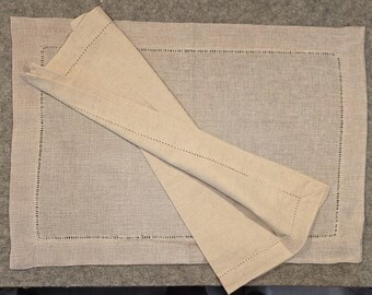 Manteles individuales de tela bordada: personalizados, de poliéster con tacto de lino. Ideales para combinar con nuestras servilletas.