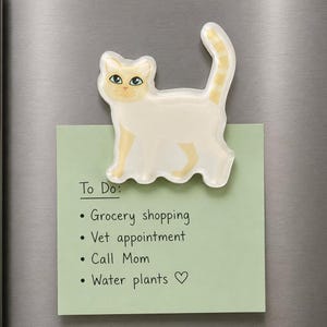 Flame Point Siamese Cat Magnet | Cat Fridge Magnet Acrylic Epoxy (2.5 Inch)