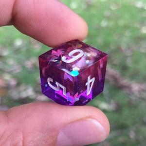 Dados Magenta Sunset - Juego de dados hecho a mano - Dados de resina - Dados de mesa - Dados para juegos