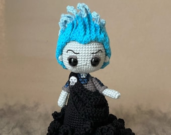 Documento PDF (espanhol/inglês). Molde de amigurumi. Vilão. Molde de crochê. Molde de amigurumi.