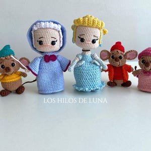 Document PDF ESP/ANG. Patron amigurumi. Collection de patrons princesses. Guide de tricot.