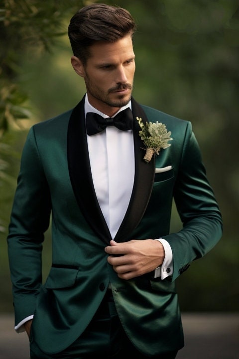 Dapper Elegance: Men's Emerald Green Tuxedo Suit for Timeless Style ...
