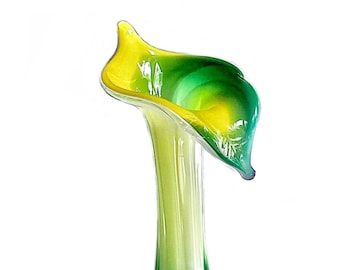 Mid century Jack in the pulpit shaped Glass flower vase in Green, Yellow and White. MURANO STYLE