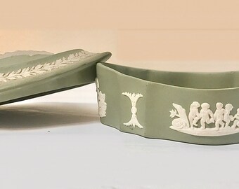 Piccolo vintage verde salvia JasperWare Wedgwood Candy Bean Box