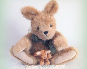 Boyds Bears 12” Mother Kangaroo and Baby Doll Toy ~ "Adelaide & Joey Downunder"