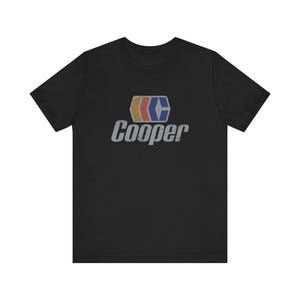 Cooper Vintage - Defunct Ice Hockey Distressed Short Sleeve T-Shirt