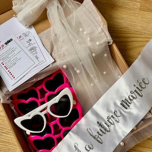 Cadeau evjf - Coffret evjf - Coffret enterrement de vie de jeune fille - Souvenir mariée - Coffret demoiselle d'honneur - Souvenir evjf