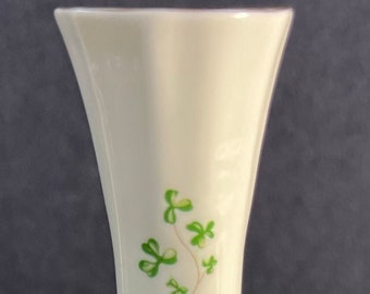 Vase Shamrock Donegal Irish Parian China, Absolutely Beautiful, Brand New, Vintage Late 1980's