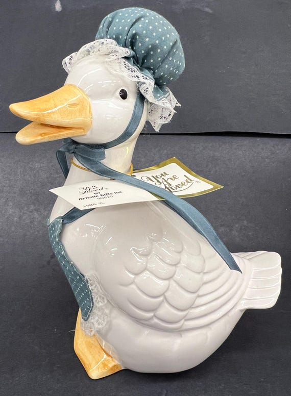 Artistic Gifts Duck With Apron and Bonnet, 2 Sizes, Brand New