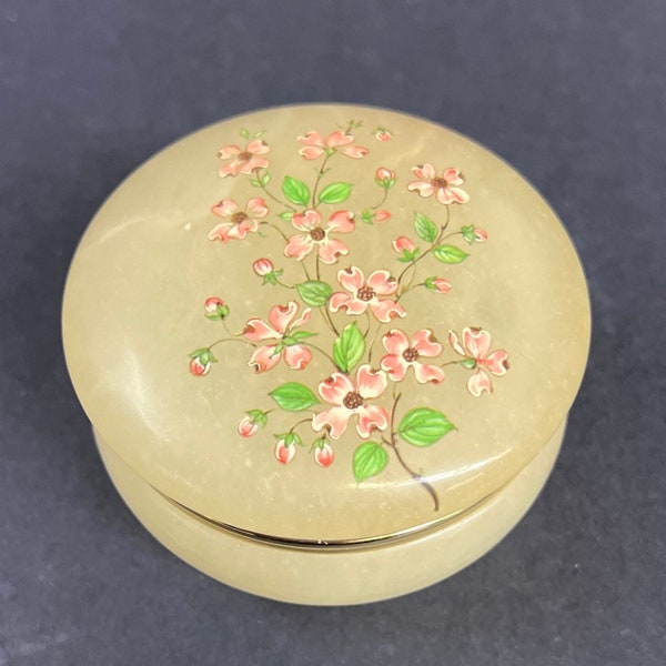 Jewelry Mothers Day Gift Alabaster Box Elegant Rounded shape, PINK & GREEN, beautiful gift for mom or special women. 1980's, new Never used