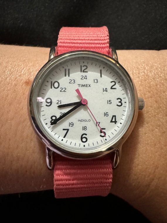 Ladies Timex Indiglo- hot pink band