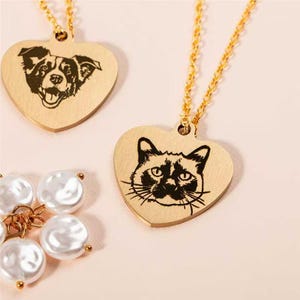 Custom Pet Portrait Name Necklace •Engraved Dog Portrait Necklace•Dog Photo Necklace•Pet Memorial Gifts•Christmas Gifts•Gifts for Pet Lovers