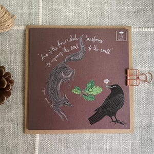 Tarjeta de felicitación de San Valentín o aniversario con el lobo y el cuervo / El amor es la fuerza