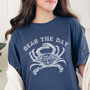 Comfort Colors Crab Shirt Food Tshirt Retro Graphic Tee Summer Shirt Foodie T Shirt Vintage Aesthetic Crab Lover Crabs T-Shirt Seafood Tee