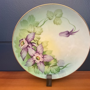 Meito china plate 6.5 inches. Hand-painted made in Japan.