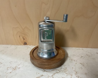 Vintage Perfex pepper mill, made in France front load hand grind